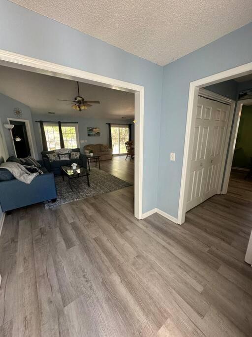 Villa Adorable 3Br/2Ba W/ Garage 2Min Walk Ecu Health Greenville Exterior foto