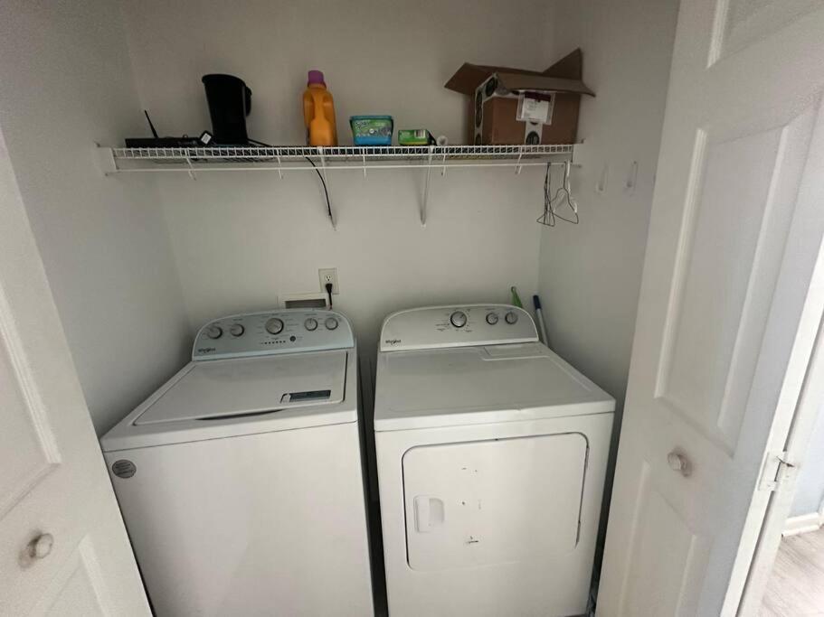 Villa Adorable 3Br/2Ba W/ Garage 2Min Walk Ecu Health Greenville Exterior foto